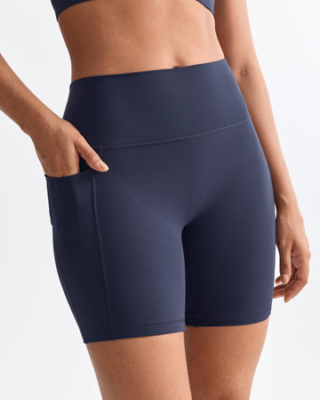 No Front Seam Shorts with Pockets 6''